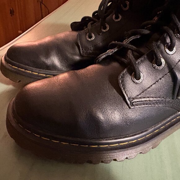 Dr. Docs Martens Cartor Black Leather 6 Eye Boots US Mens 9 Womens 10 main image 8